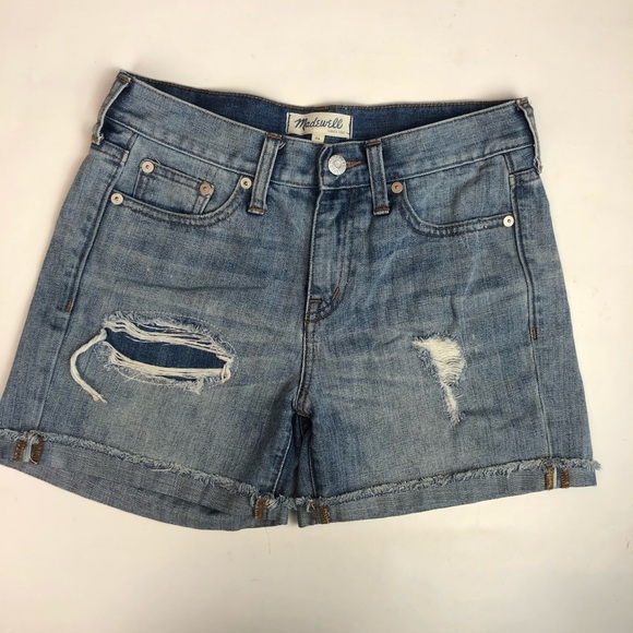 Madewell denim relaxed boyshorts in rip & repair - Picture 3 of 8